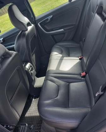 Volvo V60 cena 47900 przebieg: 251890, rok produkcji 2018 z Kęty małe 67